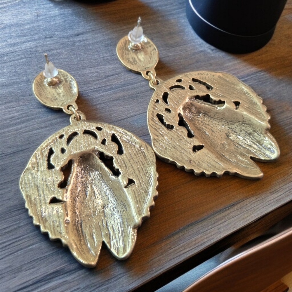 Chunky Antiqued Matte Gold Cicada Lapis Lazuli Dangle Earrings - Picture 4 of 5